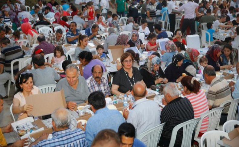 Konak’ın bereket sofraları büyüyor